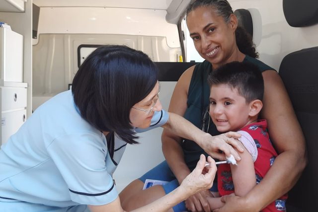 Alfenas realiza Dia D de multivacinação para atualizar cartões vacinais