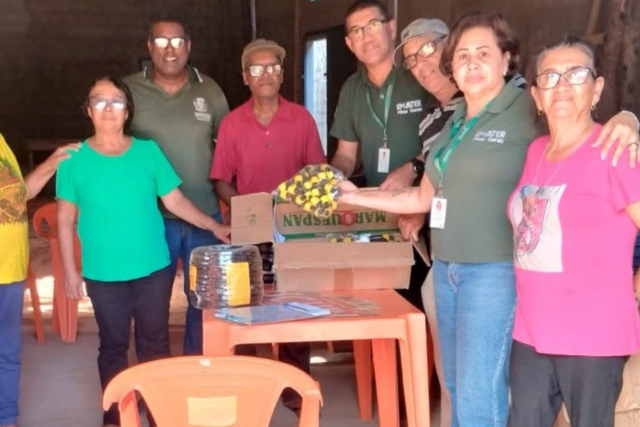 IrrigaMinas entrega kits de irrigação a 10 famílias em Santa Maria do Suaçuí